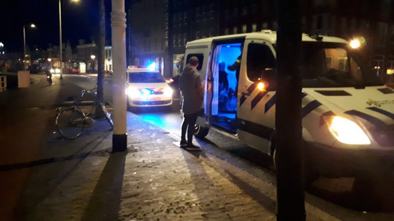 Slachtoffers valpartij per arrestantenbus naar ziekenhuis