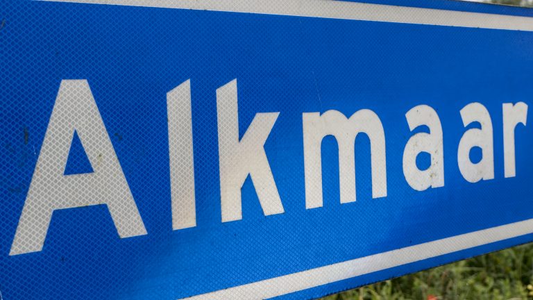 Eigenaren Vereniging Alkmaar organiseert talkshow ‘De Tafel van EVA’ ?