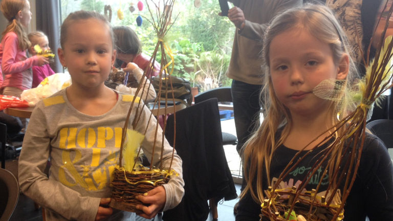 Paasmandjes maken tijden Kindermiddag in Hortus Alkmaar ?