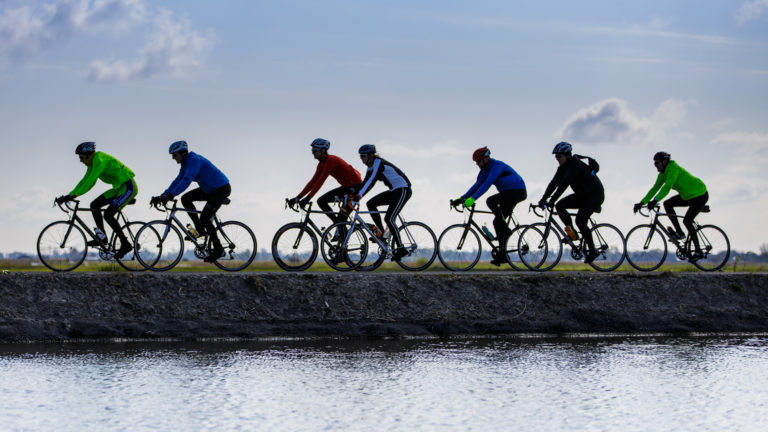 Ronde van Noord-Holland: 5.000 fietsers, 6.936 euro voor Hartstichting