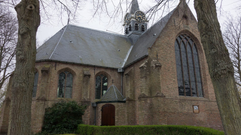 Witte kerk in Sint Pancras heeft nieuwe eigenaar