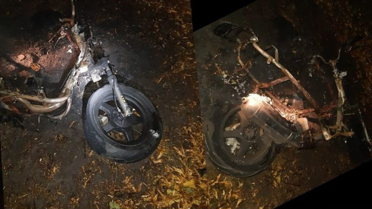 Scooter verbrand op Grevelingen in Alkmaar