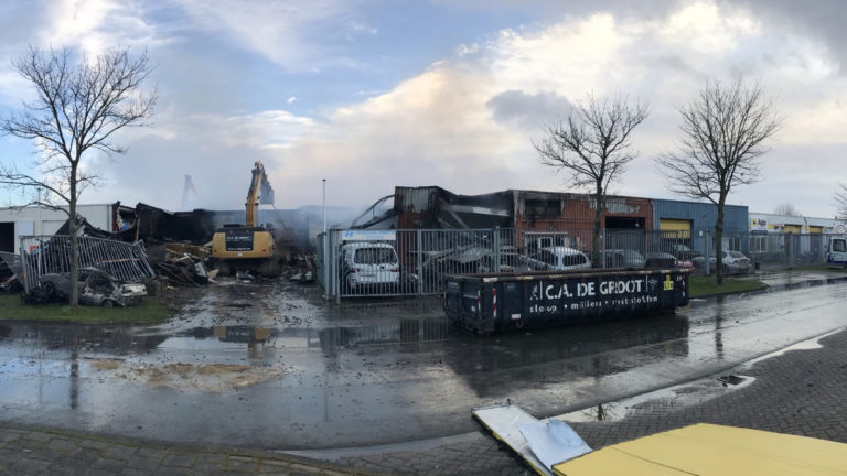Alkmaarse bedrijven verwoest door brand: “Veertien jaar levenswerk”