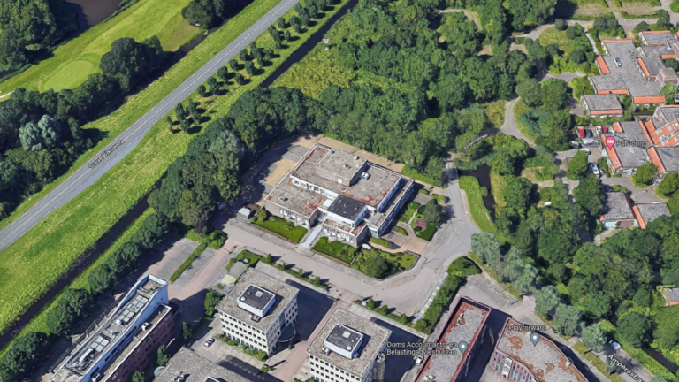 Gemeente Alkmaar positief over plan voor 35 tijdelijke woningen in kantoorpand aan Ampèrestraat