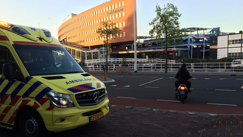 Ongeval fietser en bus op Kanaalkade/Minderbroederstraat