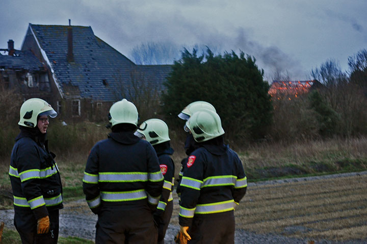 Boerderij Schermerdijk opnieuw doelwit brandstichting (FOTO's)